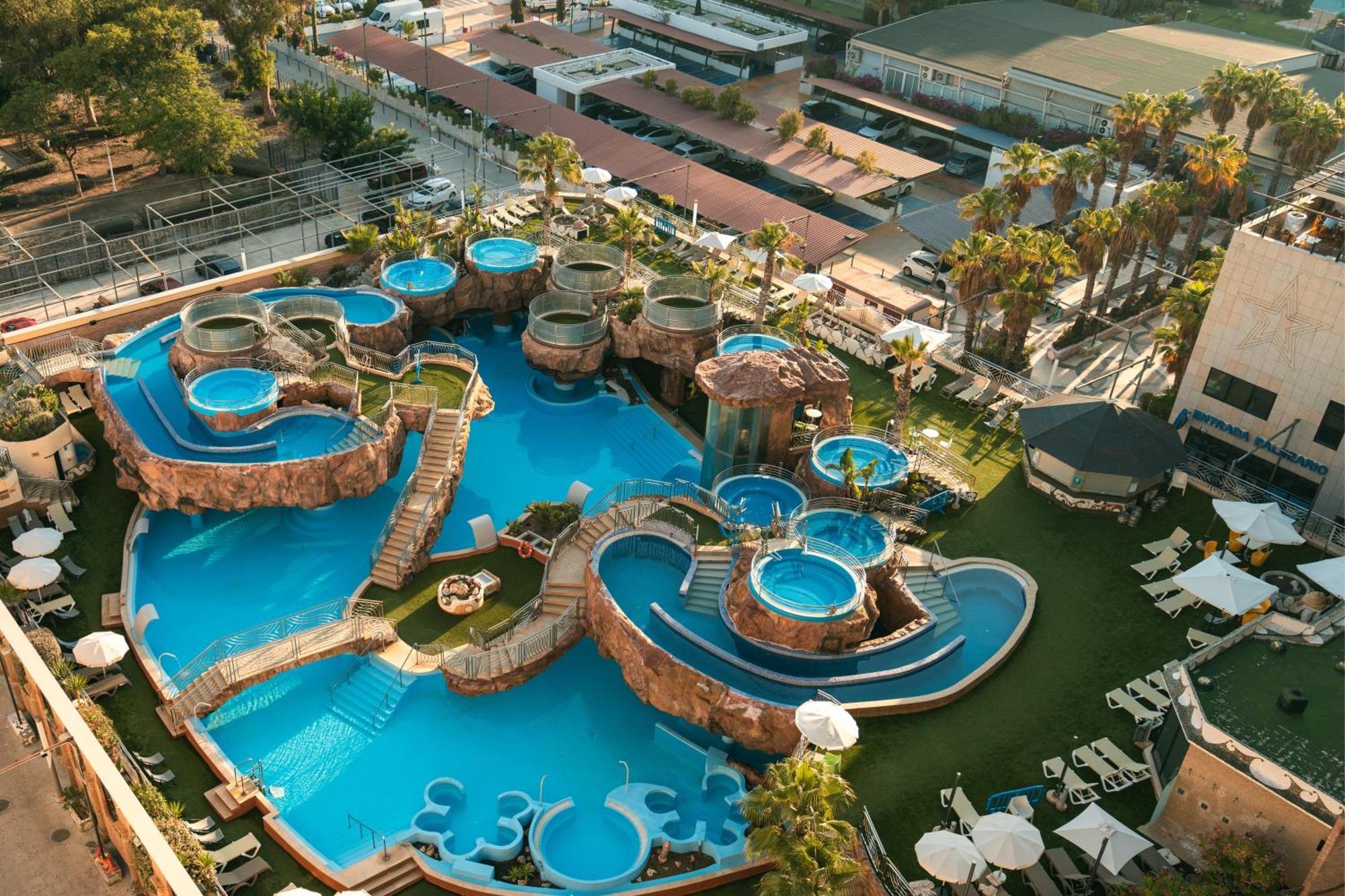 Hotel Magic Fantasy أوروبيسا ذيل مار المظهر الخارجي الصورة